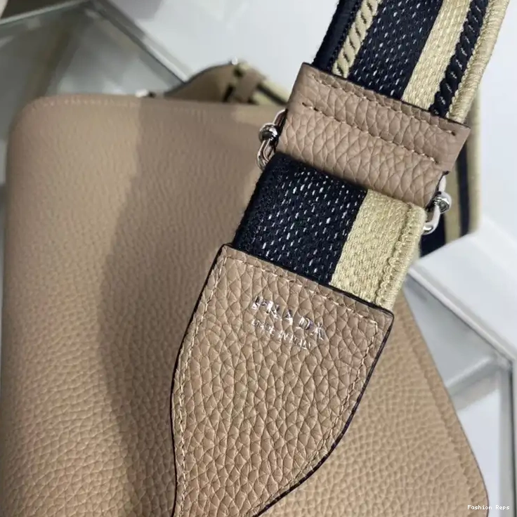 Fashion Reps Bag 2210YA0059 Prada 0509
